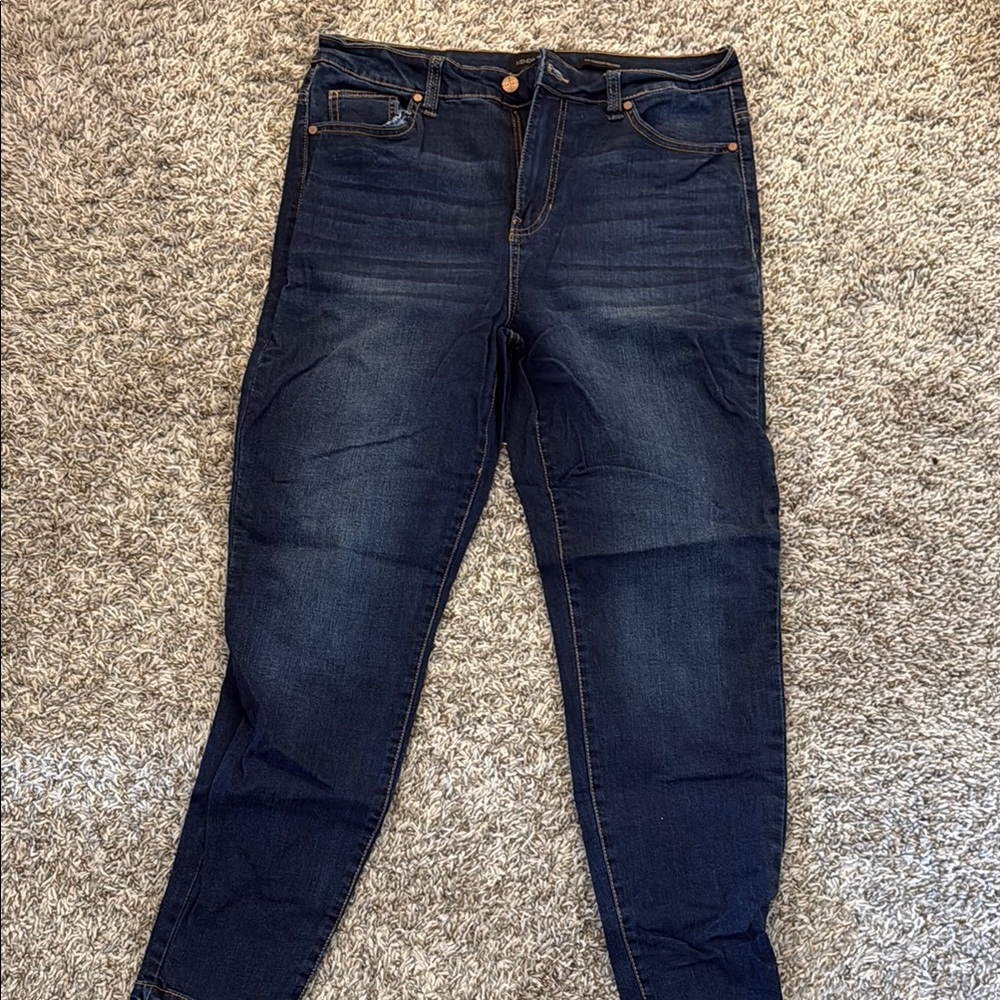 Kendall & Kylie Blue Skinny Jeans with Rich Indigo Wash